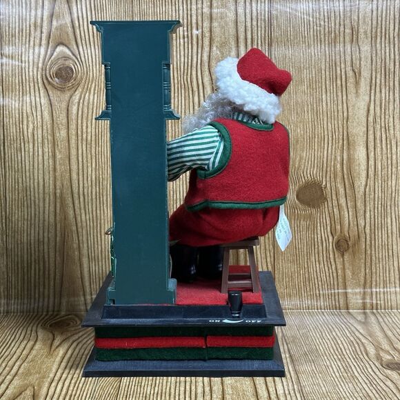 Vintage Santa & Grandfather Clock Musical Holiday Scene Holiday Creations 1993 - Picture 5 of 16